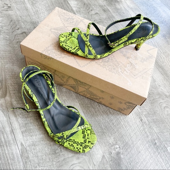 NIB Free People Salina Y2K Strappy Kitten Heels 36 - Picture 3 of 7